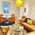 Vintage Design Apartment