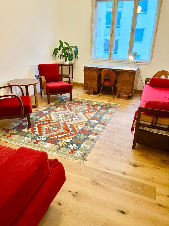 Vintage Design Apartment Wien